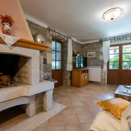 Activity And Familiy Milena With Heated Pool