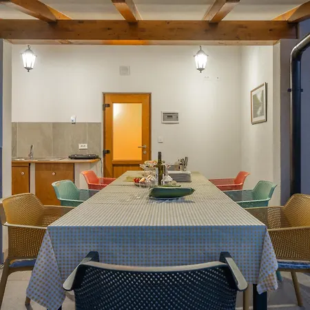 Activity And Familiy Milena With Heated Pool *