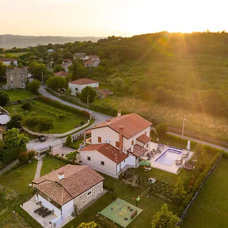 Villa Activity And Familiy Milena With Heated Pool