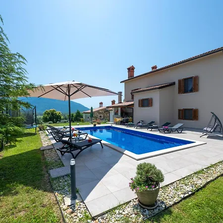 Activity And Familiy Milena With Heated Pool Krsan