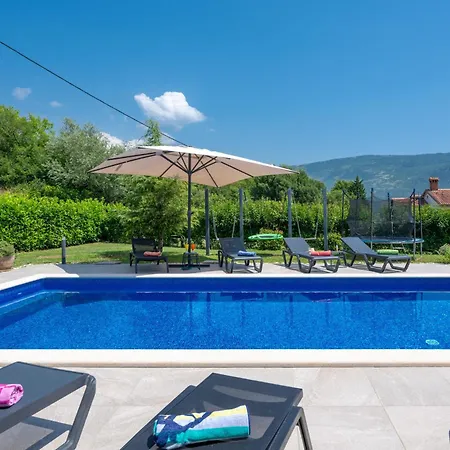 Villa Activity And Familiy Milena With Heated Pool *