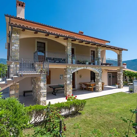 Activity And Familiy Milena With Heated Pool