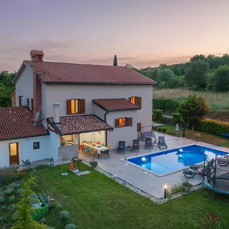 Activity And Familiy Milena With Heated Pool Villa