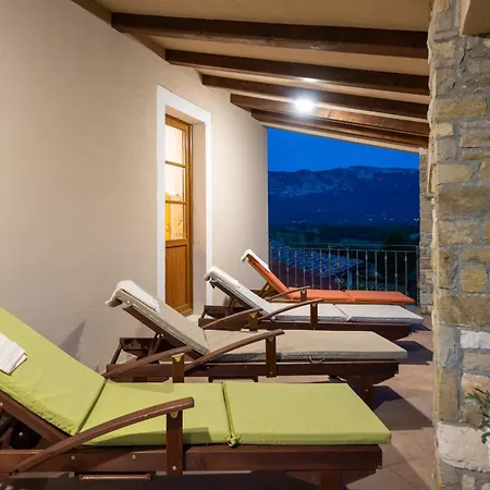 Villa Activity And Familiy Milena With Heated Pool *